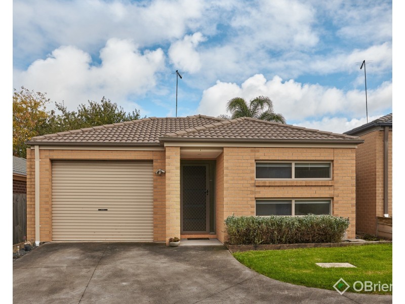 2/3 Springwater Drive, Drouin VIC 3818