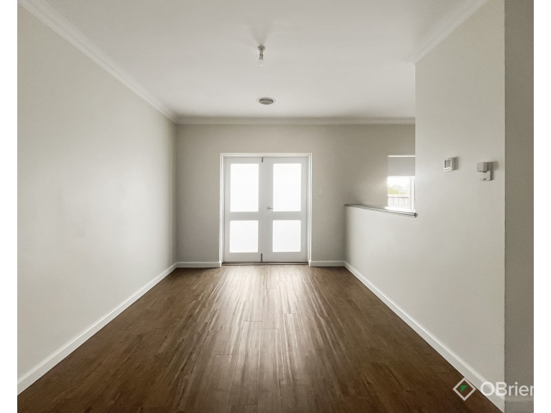 2/61 Clifford Street, Warragul VIC 3820
