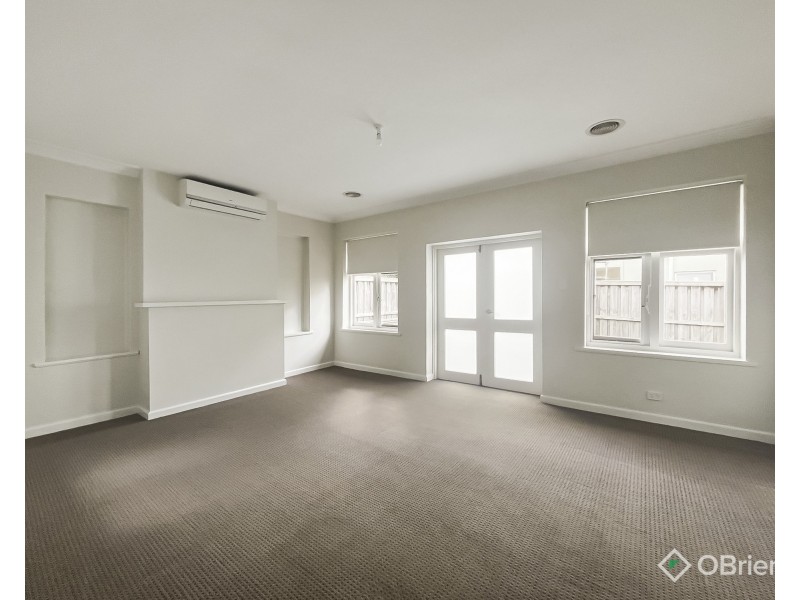 2/61 Clifford Street, Warragul VIC 3820