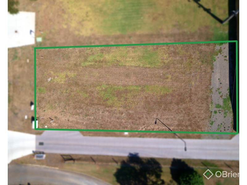 74B Weebar Road, Drouin VIC 3818