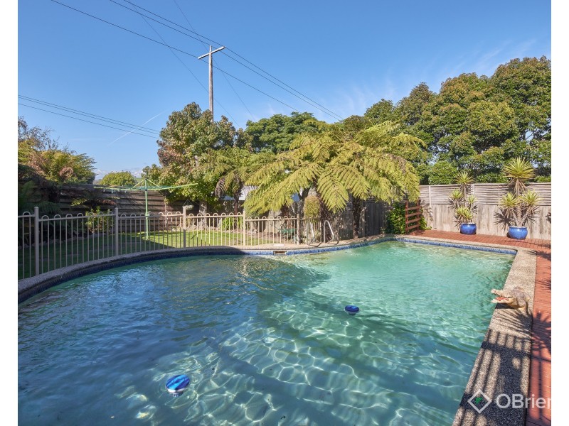 52 Rangeview Street, Warragul VIC 3820