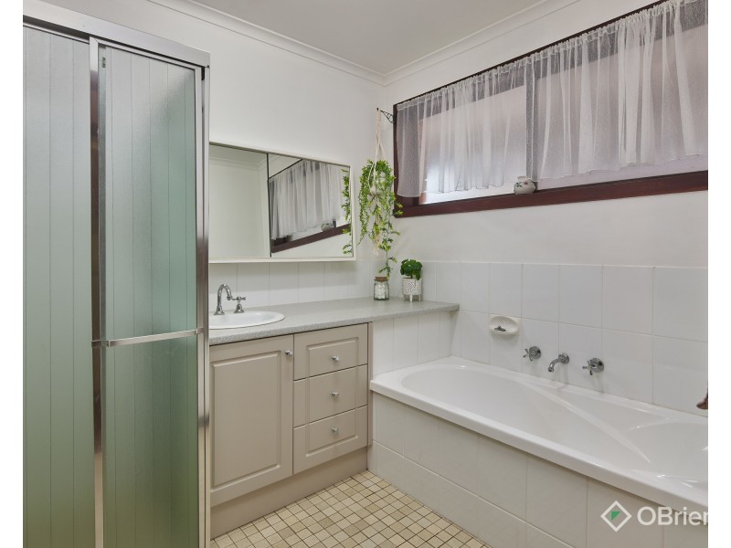 52 Rangeview Street, Warragul VIC 3820