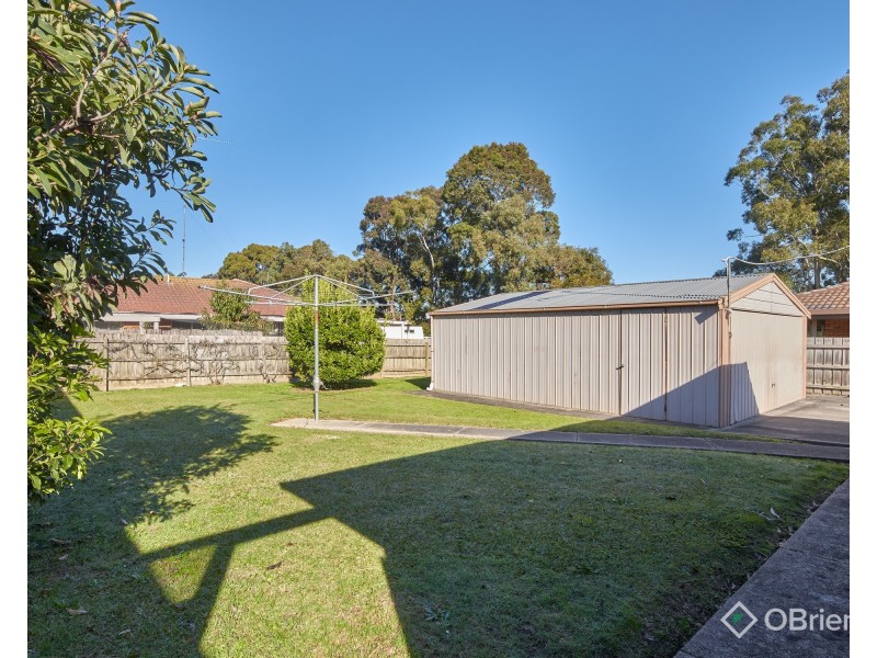 18 Forrest Street, Drouin VIC 3818
