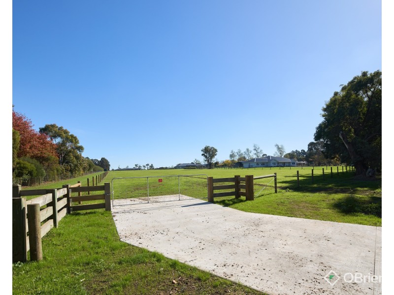 52 Streitbergs Road, Darnum VIC 3822
