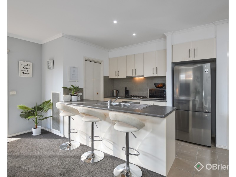 6/22 Main South Road, Drouin VIC 3818