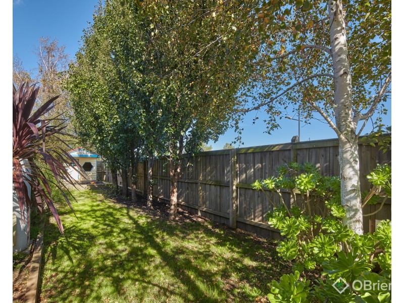 13 Warwick Way, Drouin VIC 3818