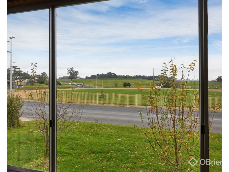 12 Drouin Road, Poowong VIC 3988