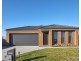 18 Wakeful Crescent, Drouin VIC 3818