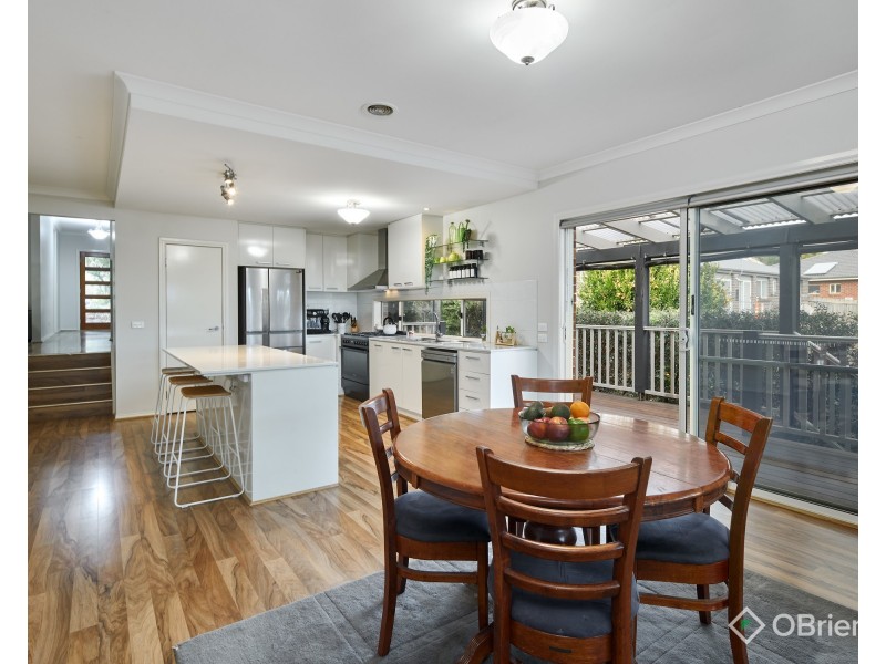 10 Shae Crescent, Drouin VIC 3818