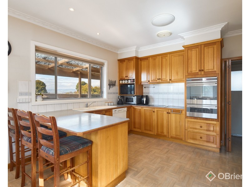 102 Brandy Creek Road, Warragul VIC 3820