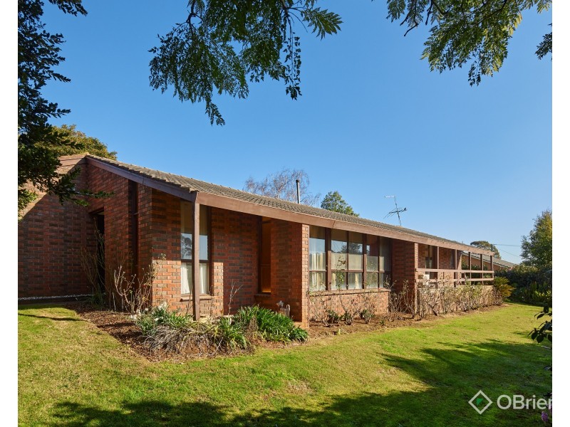 17 Main Neerim Road, Drouin VIC 3818