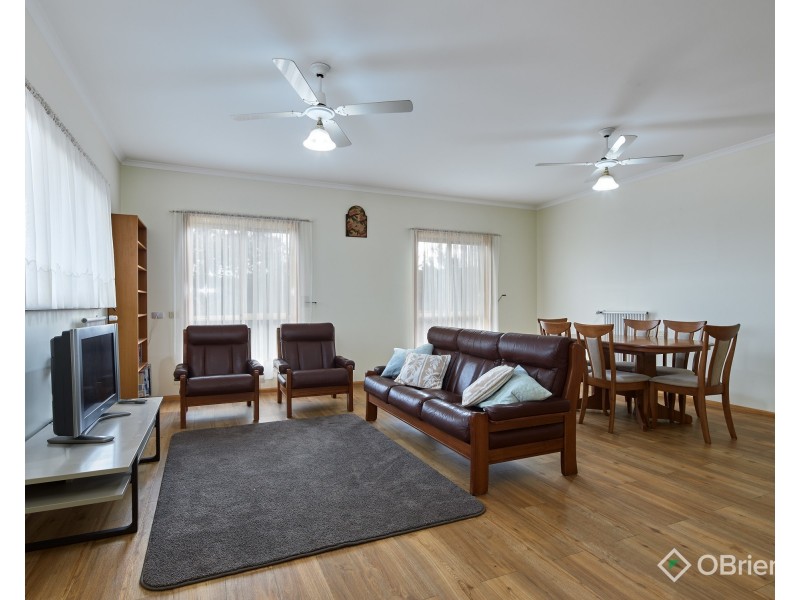 47 Cason Crescent, Warragul VIC 3820