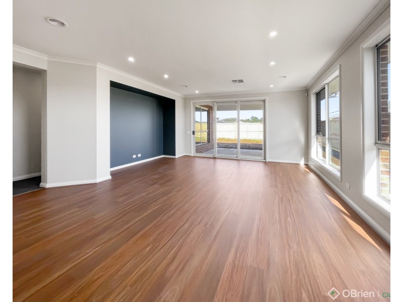 29 Franklin Avenue, Warragul VIC 3820