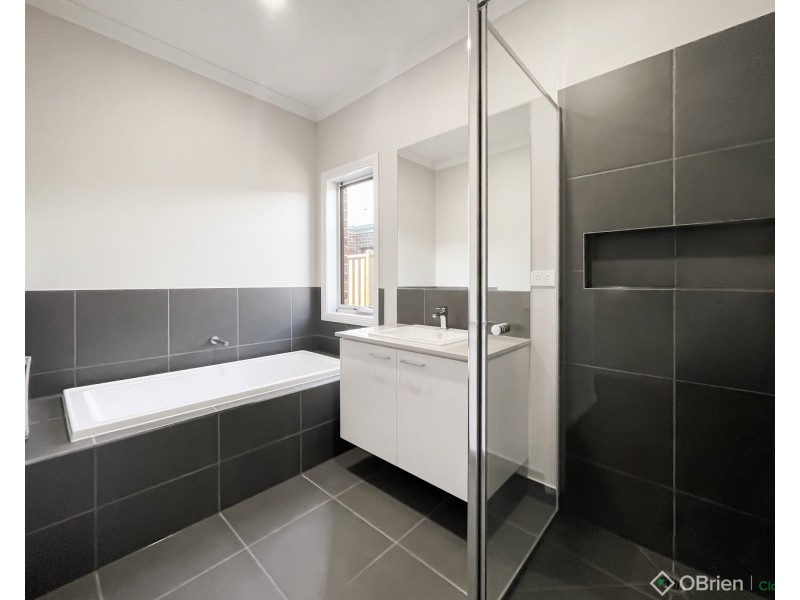 29 Franklin Avenue, Warragul VIC 3820