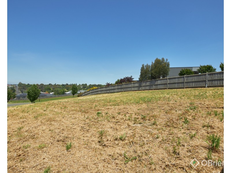 4 Glenhuntly Court, Warragul VIC 3820