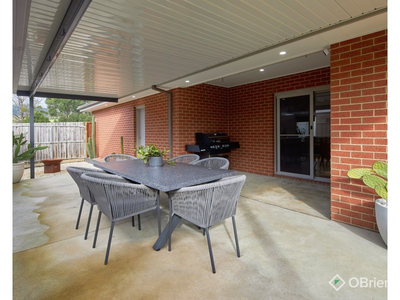 11 Berenger Avenue, Trafalgar VIC 3824