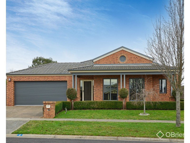 3 Mayfair Drive, Drouin VIC 3818