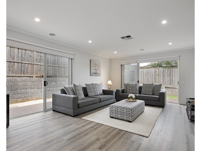 17 Wattleglade Avenue, Warragul VIC 3820