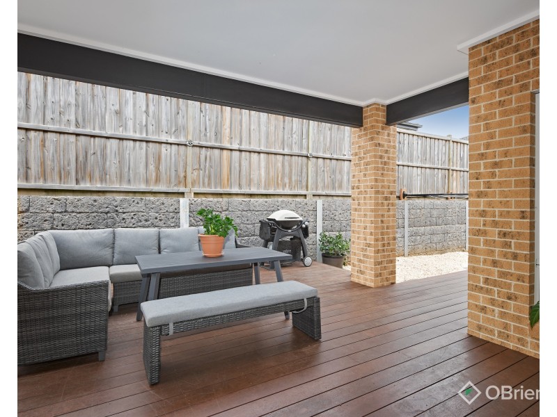 17 Wattleglade Avenue, Warragul VIC 3820