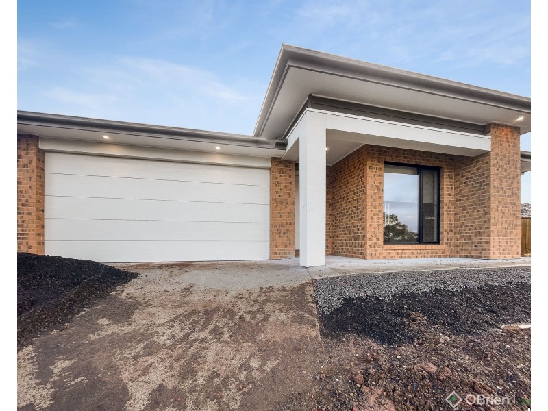 15 Kurrajong Road, Warragul VIC 3820