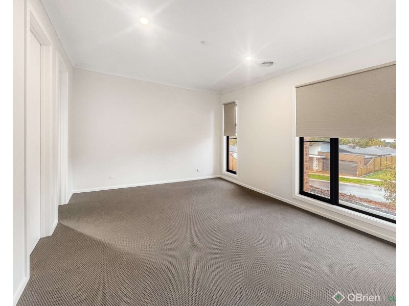 15 Kurrajong Road, Warragul VIC 3820