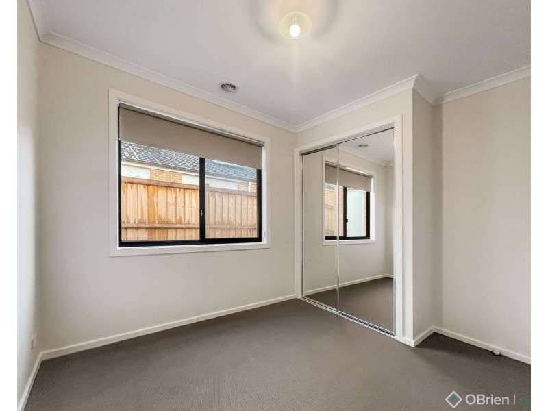 15 Kurrajong Road, Warragul VIC 3820