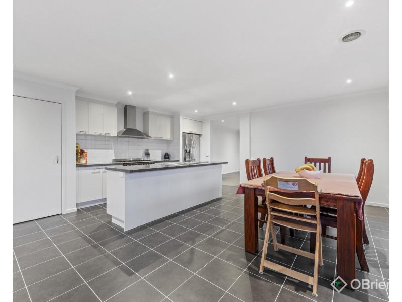 21 Jade Avenue, Koo Wee Rup VIC 3981