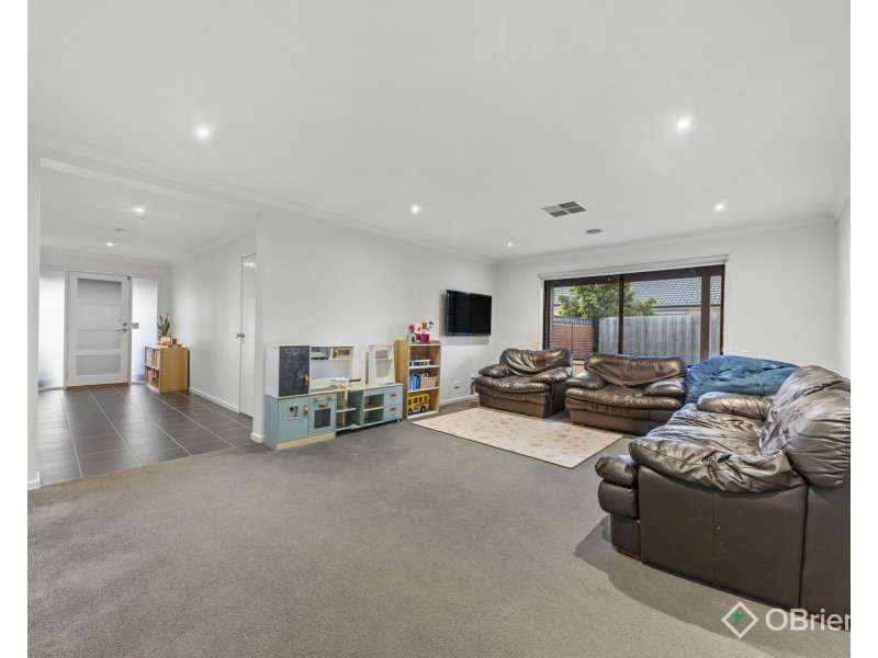 21 Jade Avenue, Koo Wee Rup VIC 3981