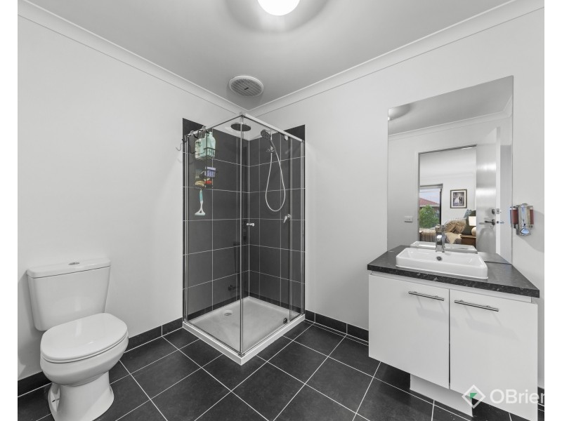 21 Jade Avenue, Koo Wee Rup VIC 3981