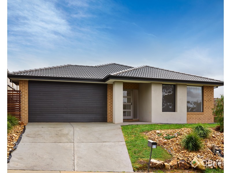17 Kurrajong Road, Warragul VIC 3820