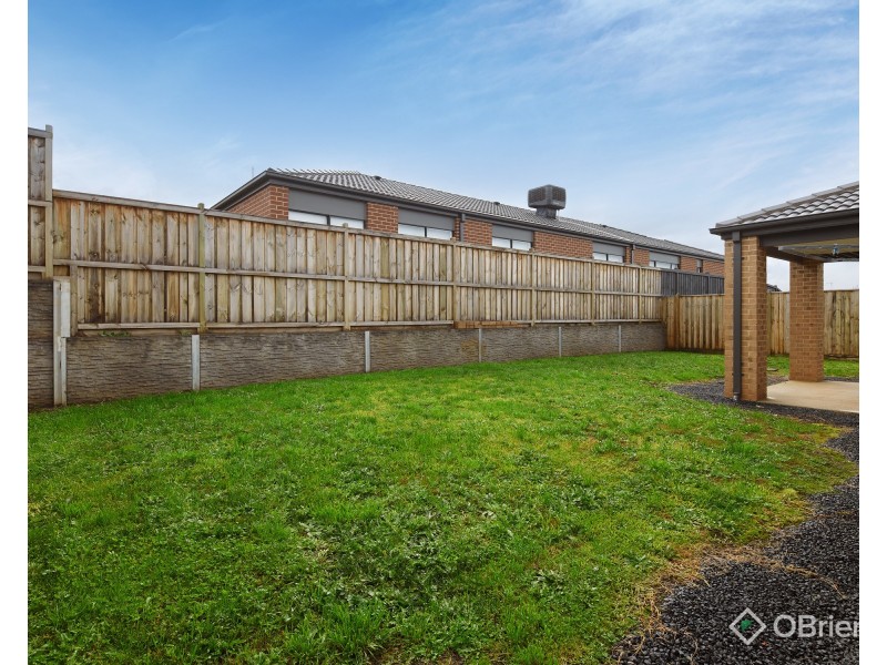 17 Kurrajong Road, Warragul VIC 3820