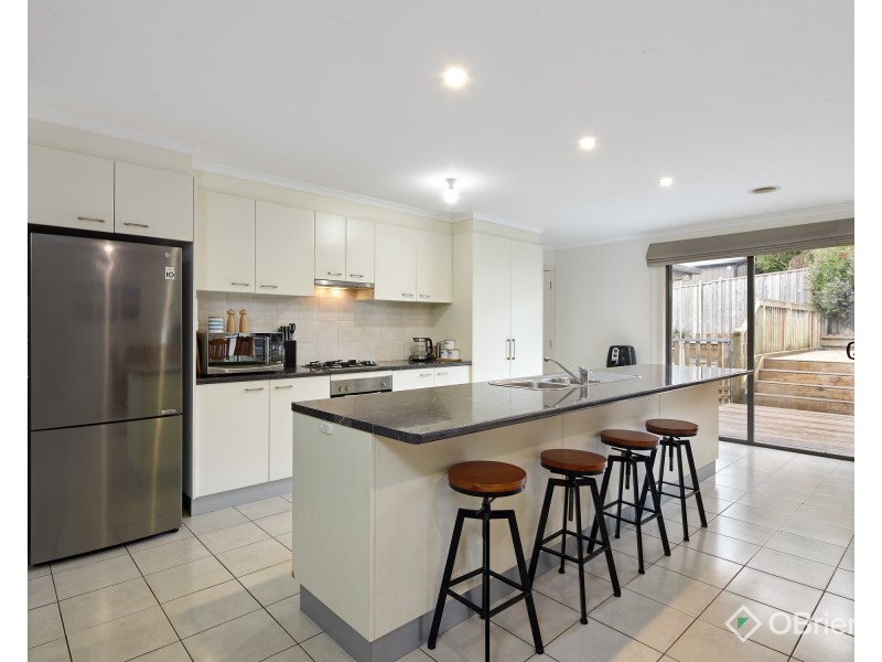 39 Grange Crescent, Warragul VIC 3820