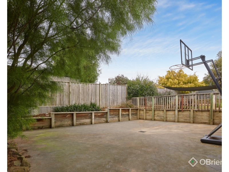 39 Grange Crescent, Warragul VIC 3820