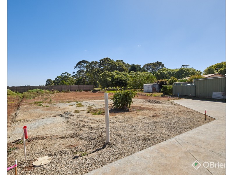 72D Weebar Road, Drouin VIC 3818