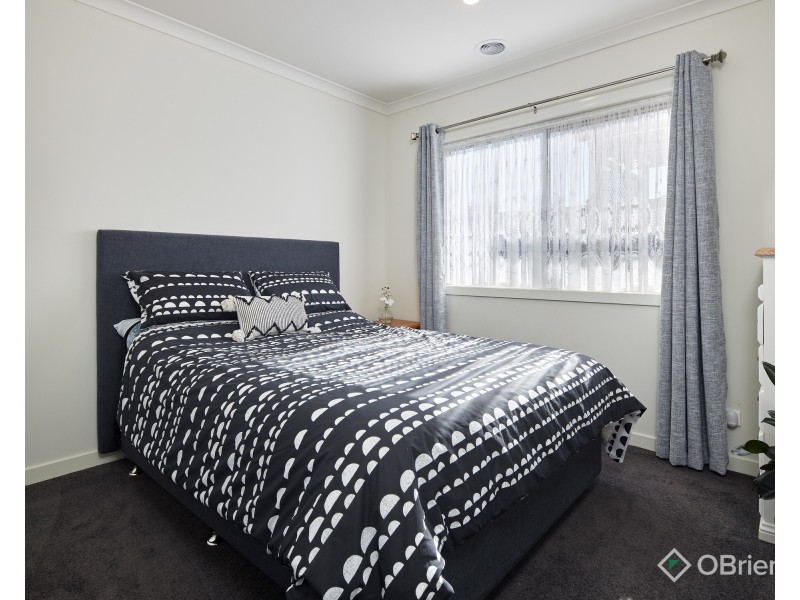 43 Silver Wattle Drive, Warragul VIC 3820