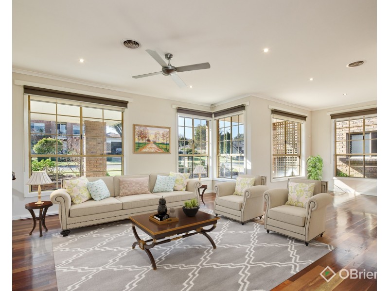 30 McLean Street, Drouin VIC 3818