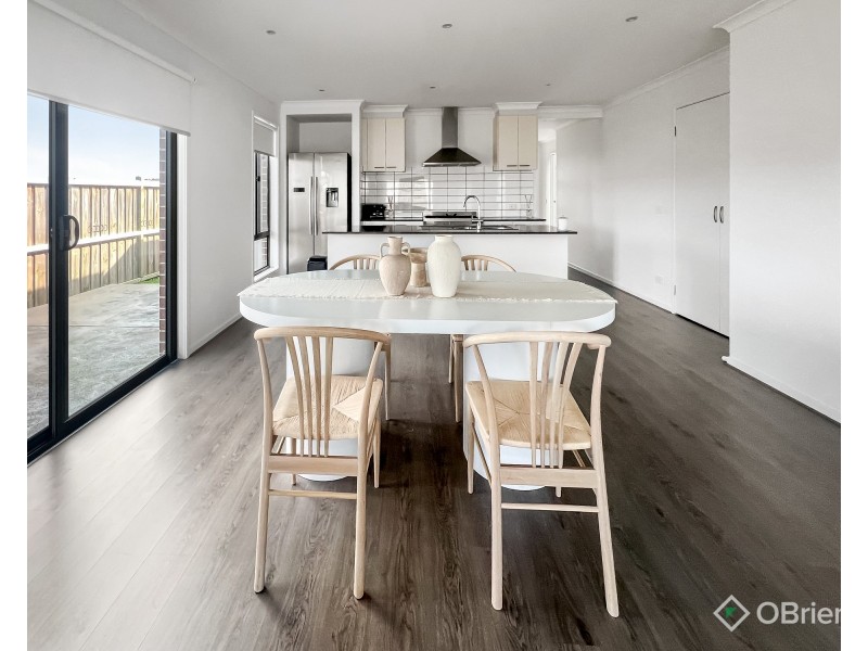 64 Silkwood Drive, Warragul VIC 3820