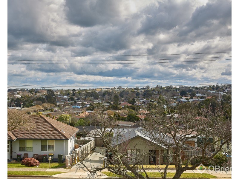 22 Burton Street, Warragul VIC 3820