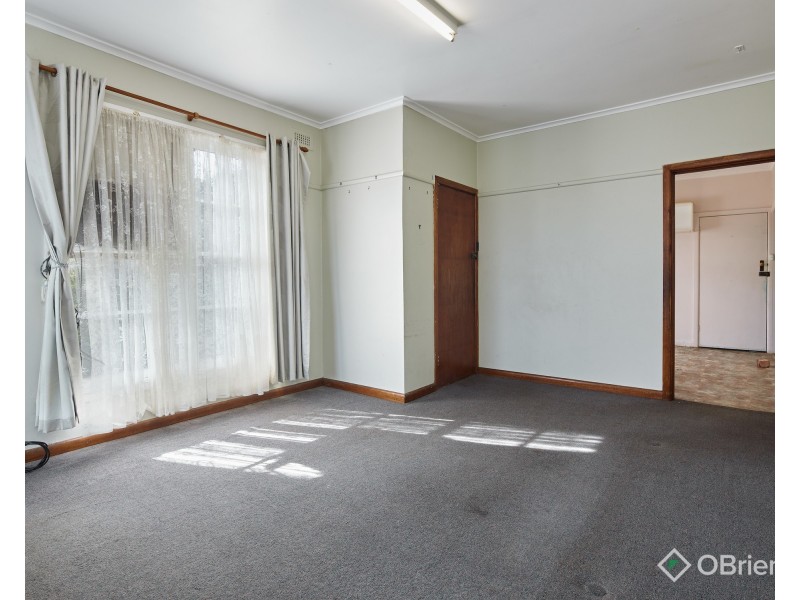 22 Burton Street, Warragul VIC 3820