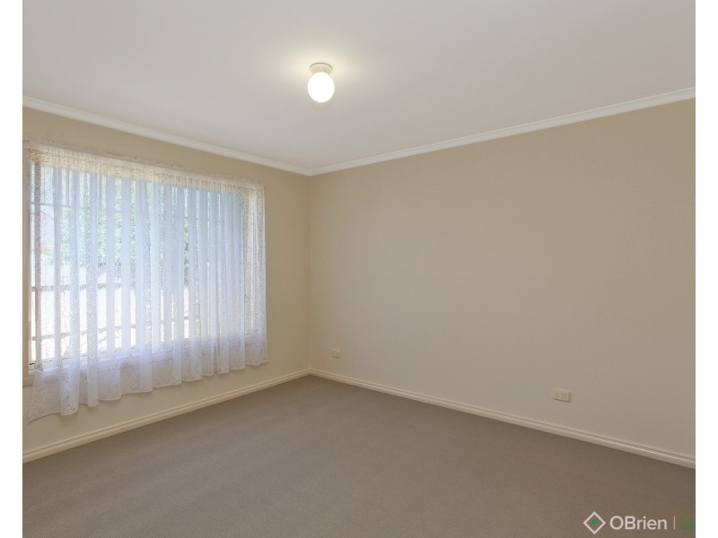 1/19 Janette Close, Warragul VIC 3820