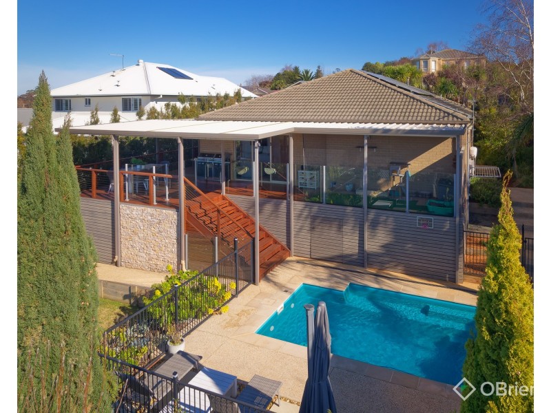 5 Cypress Court, Drouin VIC 3818
