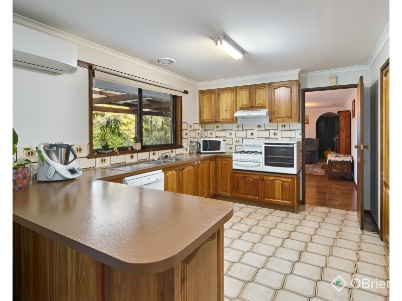 9 Princes Avenue, Drouin VIC 3818