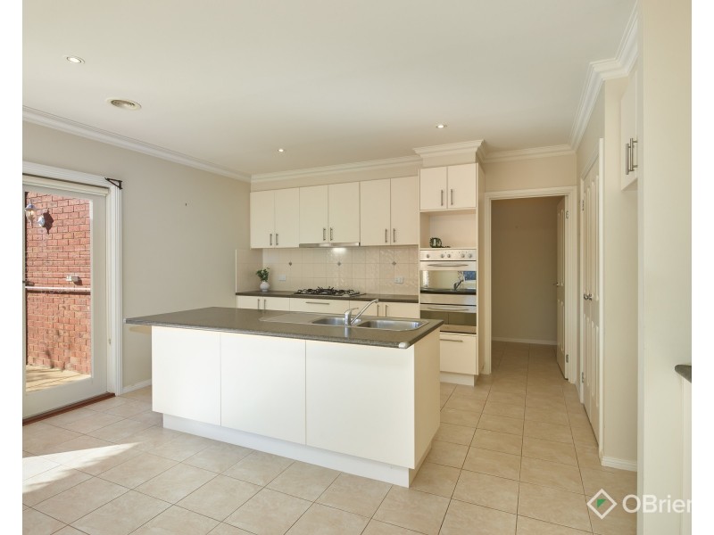 31 Davey Drive, Drouin VIC 3818