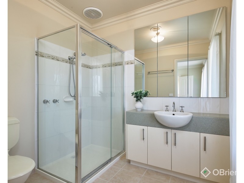 31 Davey Drive, Drouin VIC 3818