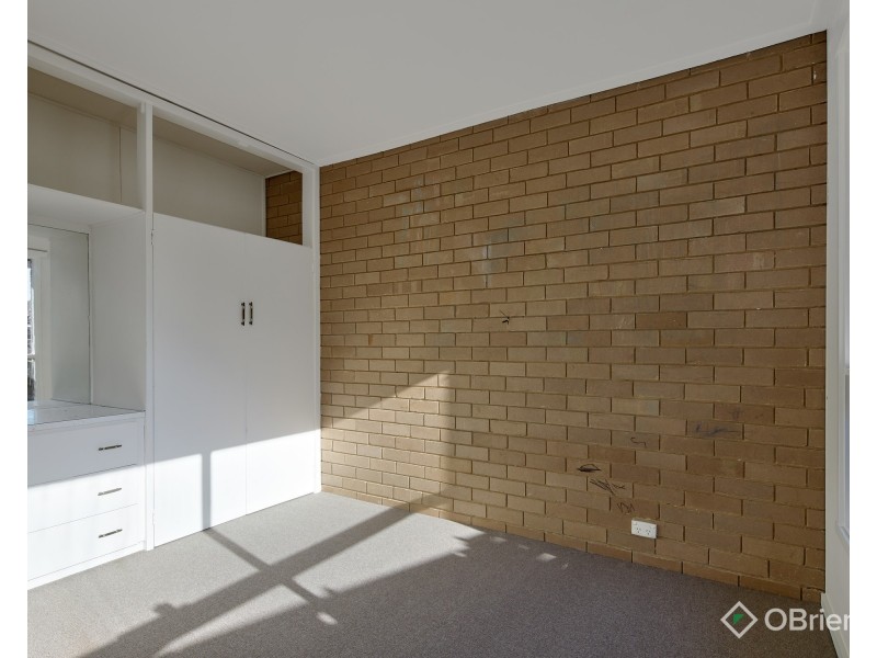 2/1581 Princes Way East, Drouin East VIC 3818