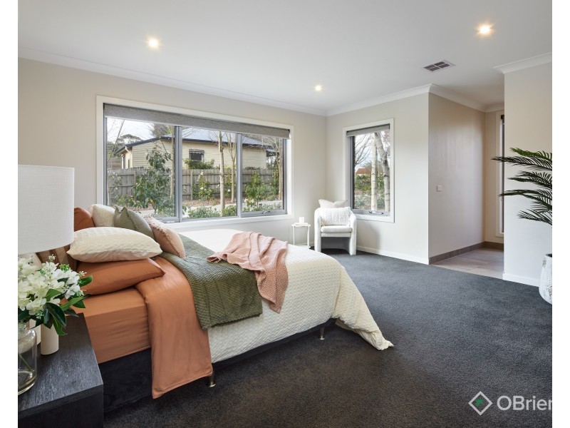 21 Albert Road, Drouin VIC 3818