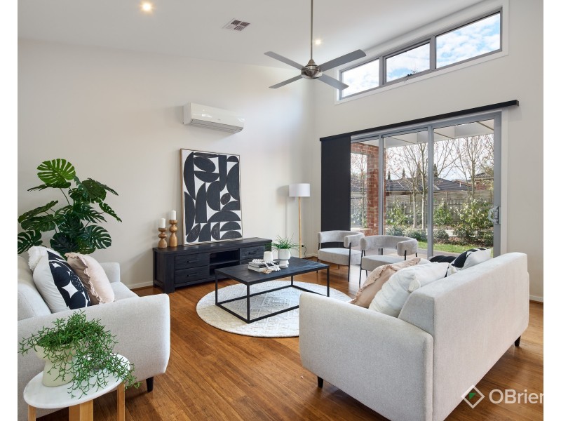 21 Albert Road, Drouin VIC 3818