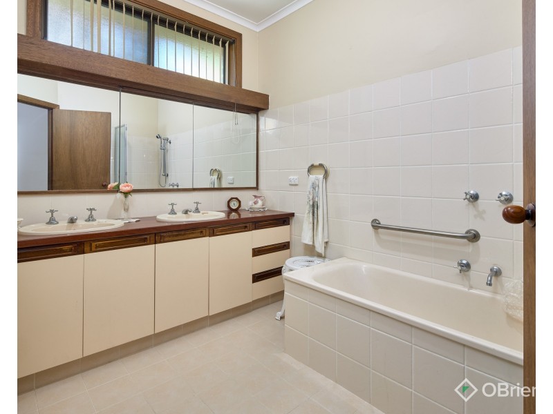 75 Rulemount Road, Warragul VIC 3820