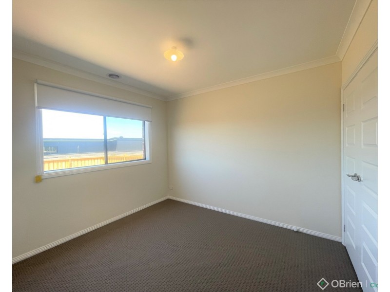 13 Downton Street, Warragul VIC 3820