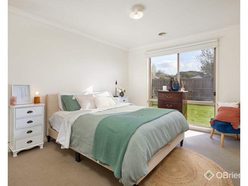 39 Summerhill Boulevard, Drouin VIC 3818